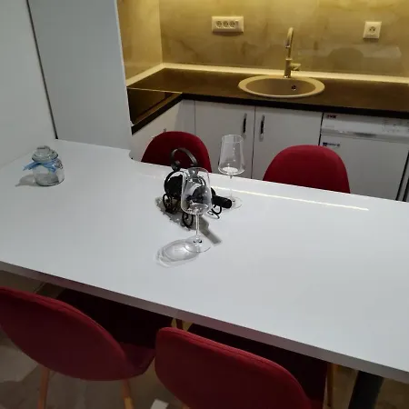 Apartment Lux Crnjanski Ii,