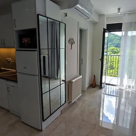 Lux Crnjanski Ii, * Jagodina